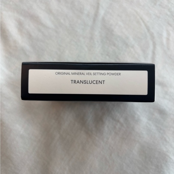 bareMinerals Clean Finish Setting Powder - Picture 3 of 3